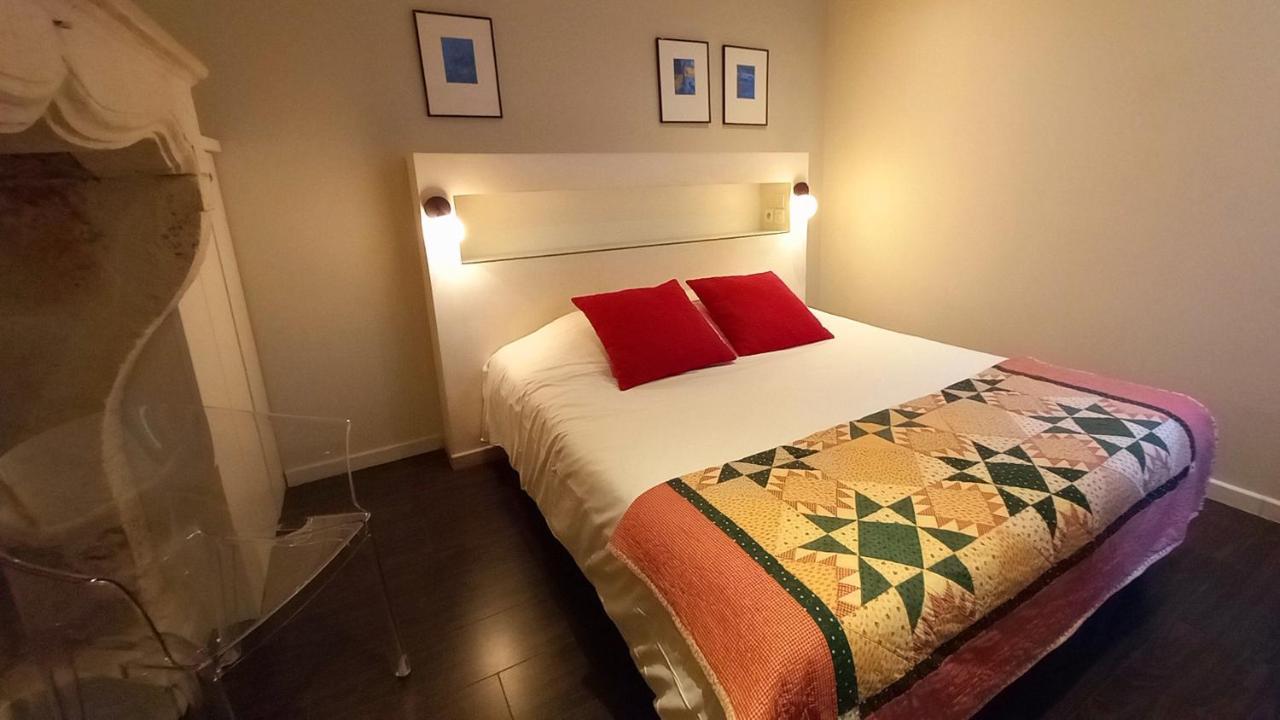 Burdigala Homes - Les Apparts De La Course Burdeos Habitación foto